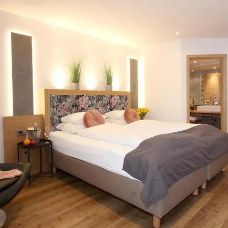 Altstadt-hotel Szálloda