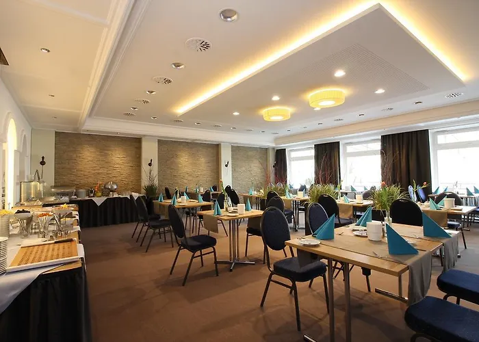 Hotel Altstadt-hotel 4*