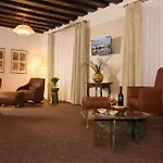Ξενοδοχείο Altstadt-hotel 4*