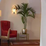 Ξενοδοχείο Altstadt-hotel 4*