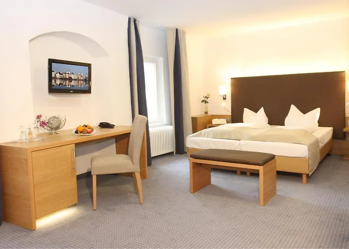 Altstadt-hotel Szálloda 4*